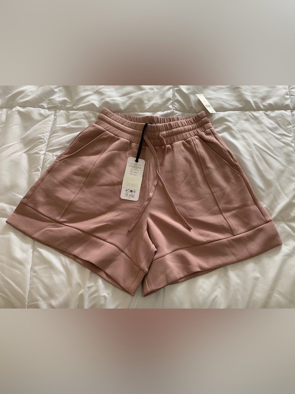 New VARLEY ALDER SHORTS High Rise Size S (colour- Rose)